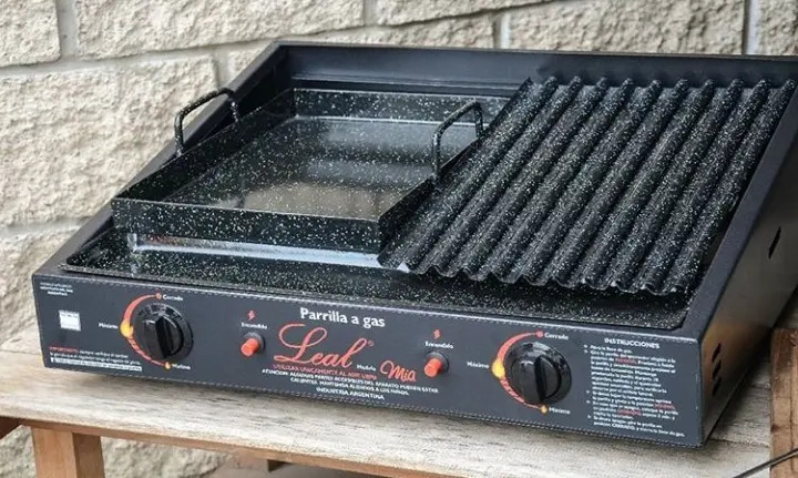 Parrilla A Gas Con Grasero Leal Encendido Electrónico Válvulas
