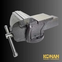 Morsa De Banco Konan Kmo/3 90x75mm Con Yunque Profesional Fija Gris